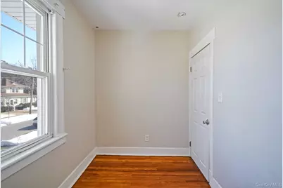 367 Vincent Avenue, Lynbrook, NY 11563 - Photo 27