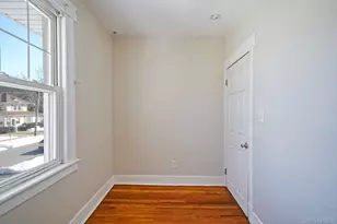 367 Vincent Ave, Lynbrook, NY 11563 - Photo 27