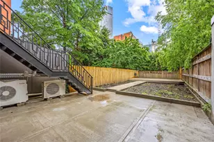 21-18 45th Ave, Long Island City, NY 11101 - Photo 19