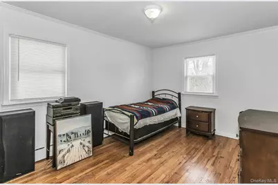 56 Dowsing Place, Amityville, NY 11701 - Photo 13