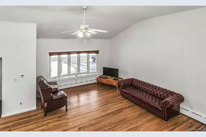 56 Dowsing Place, Amityville, NY 11701 - Photo 7