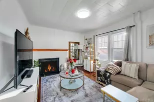 137 Melrose Ave, Massapequa, NY 11758 - Photo 27