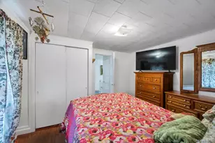 137 Melrose Ave, Massapequa, NY 11758 - Photo 15