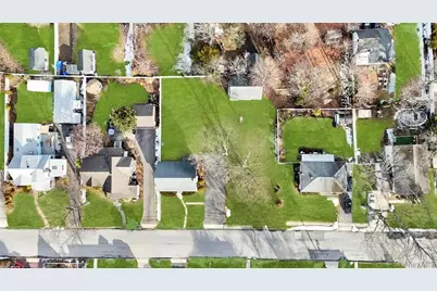 137 Melrose Avenue, Massapequa, NY 11758 - Photo 5