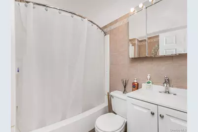 526 E 139th Street, Bronx, NY 10454 - Photo 9