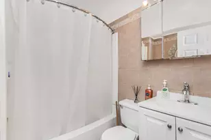 526 E 139th St, Bronx, NY 10454 - Photo 9