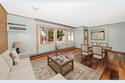 44 Disc Lane, Wantagh, NY 11793 - Photo 9