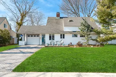 44 Disc Lane, Wantagh, NY 11793 - Photo 1