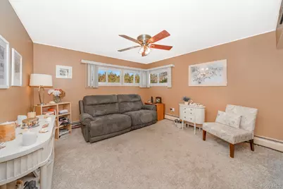 44 Disc Lane, Wantagh, NY 11793 - Photo 11