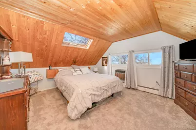 44 Disc Lane, Wantagh, NY 11793 - Photo 17