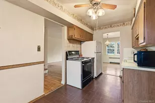 208 Weyford Terrace, Garden City, NY 11530 - Photo 11