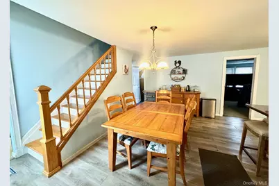 21 Cherry Street, East Northport, NY 11731 - Photo 5