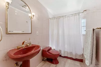 16023 23rd Avenue, Whitestone, NY 11357 - Photo 15