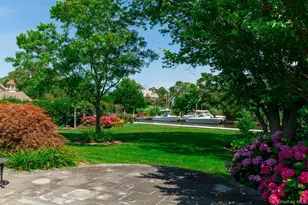 147 Eaton Ln, West Islip, NY 11795 - Photo 39