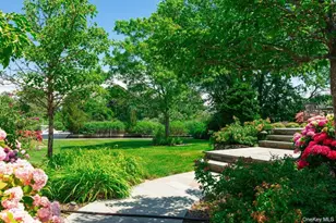 147 Eaton Ln, West Islip, NY 11795 - Photo 45