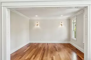 147 Eaton Ln, West Islip, NY 11795 - Photo 17