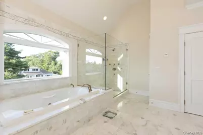 147 Eaton Lane, West Islip, NY 11795 - Photo 35