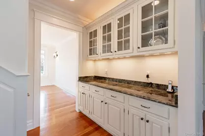 147 Eaton Lane, West Islip, NY 11795 - Photo 19