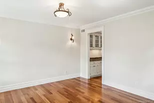147 Eaton Ln, West Islip, NY 11795 - Photo 19