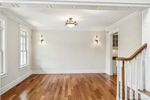 147 Eaton Ln, West Islip, NY 11795 - Photo 9