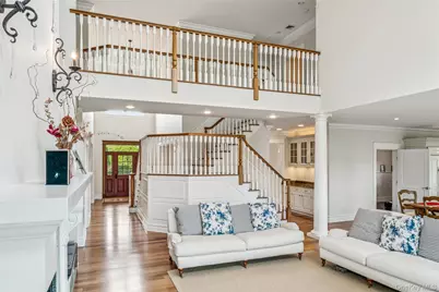 147 Eaton Lane, West Islip, NY 11795 - Photo 21