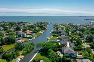 147 Eaton Ln, West Islip, NY 11795 - Photo 43