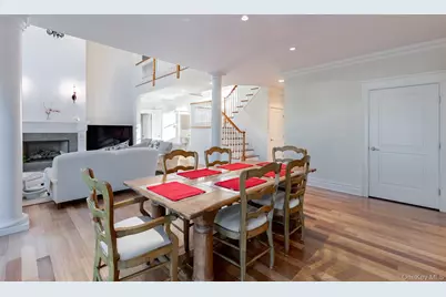 147 Eaton Lane, West Islip, NY 11795 - Photo 17