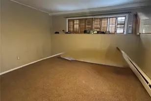 164 N Pine St, Massapequa, NY 11758 - Photo 13