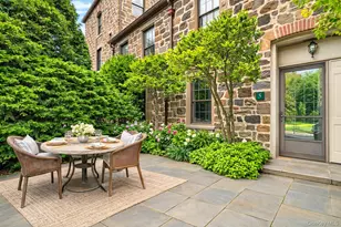 341 Furnace Dock Rd, Cortlandt Manor, NY 10567 - Photo 3