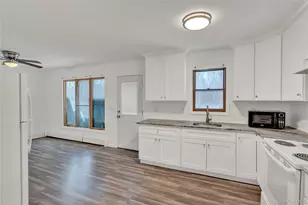 43 Carver Blvd, Bellport, NY 11713 - Photo 7