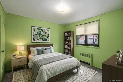 58-33 246th Crescent #C-14 Upper, Douglaston, NY 11362 - Photo 15