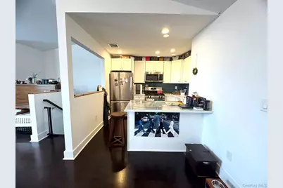 509 Breton Way, Glen Cove, NY 11542 - Photo 5