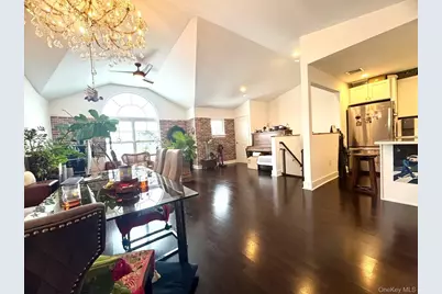 509 Breton Way, Glen Cove, NY 11542 - Photo 11