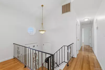 20 N Washington Avenue, White Plains, NY 10603 - Photo 21