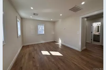 12 Canyon Street, Huntington, NY 11743 - Photo 7