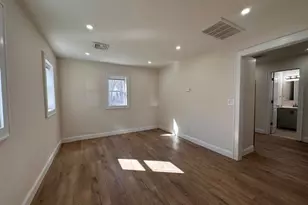 12 Canyon St, Huntington, NY 11743 - Photo 7