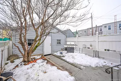 72-19 72 Street, Glendale, NY 11385 - Photo 13