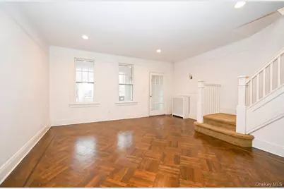 72-19 72 Street, Glendale, NY 11385 - Photo 3