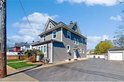 386 Mulry Lane, Lawrence, NY 11559 - Photo 3