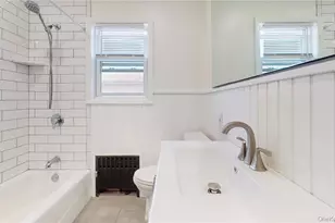 386 Mulry Ln, Lawrence, NY 11559 - Photo 29