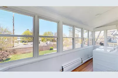 386 Mulry Lane, Lawrence, NY 11559 - Photo 21