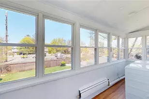 386 Mulry Ln, Lawrence, NY 11559 - Photo 21