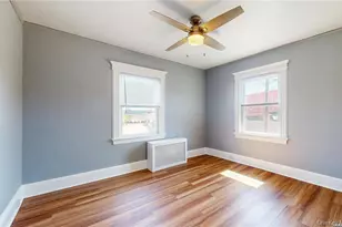 386 Mulry Ln, Lawrence, NY 11559 - Photo 17