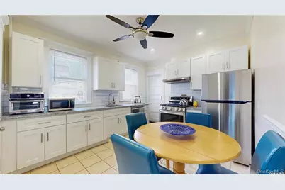 386 Mulry Lane, Lawrence, NY 11559 - Photo 7