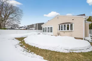 84 Ohio Ave, Massapequa, NY 11758 - Photo 23