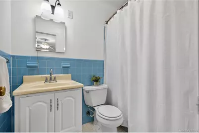 84 Ohio Avenue, Massapequa, NY 11758 - Photo 15