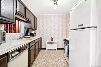 38 Raybrook Road, Yonkers, NY 10704 - Photo 9