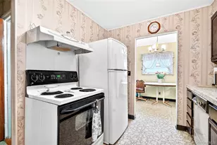 38 Raybrook Rd, Yonkers, NY 10704 - Photo 11