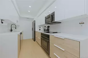 81 Alhambra Dr, Oceanside, NY 11572 - Photo 9