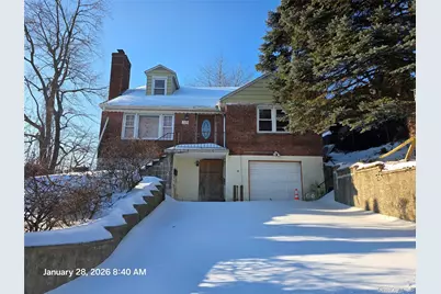 326 Roberts Avenue, Yonkers, NY 10703 - Photo 1